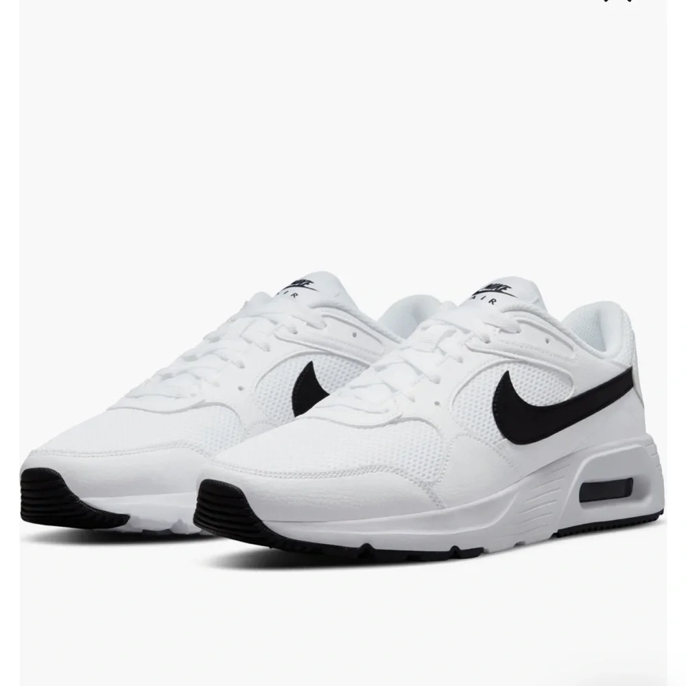 Nike Air Max SC White and Black Sneakers - Picture 1 of 5